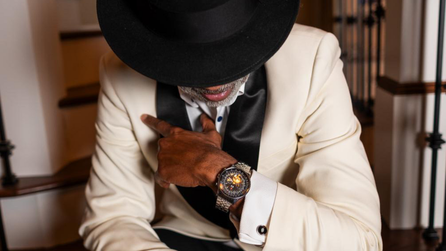 Automatic vs. Battery Watches: Choosing the Right Timepiece for You - Eques Timepieces